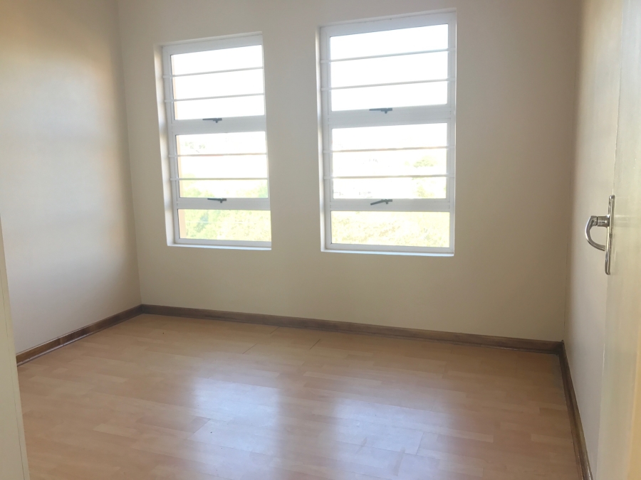 To Let 3 Bedroom Property for Rent in Beacon Bay Eastern Cape